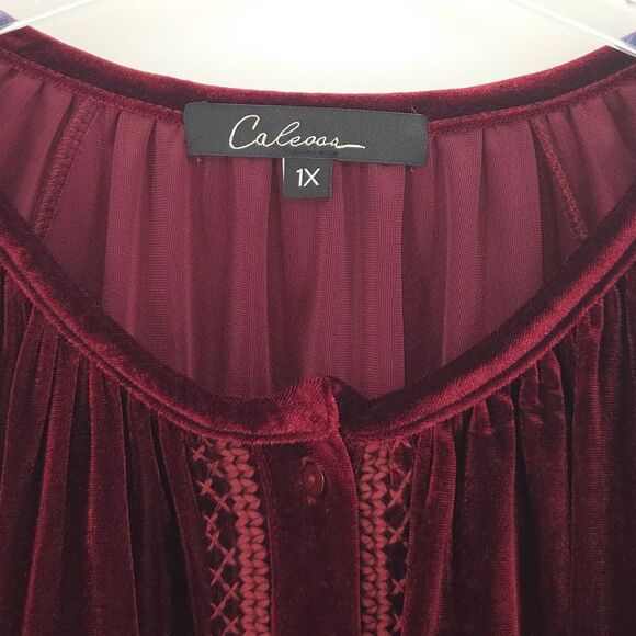 Calessa Button Up Down Shirt Womens Size 1X Red Floral Embroidered Velvet Boho - Picture 4 of 8